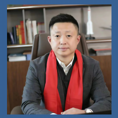 杨东来，现任长春巨程光学有限公司执行董事。